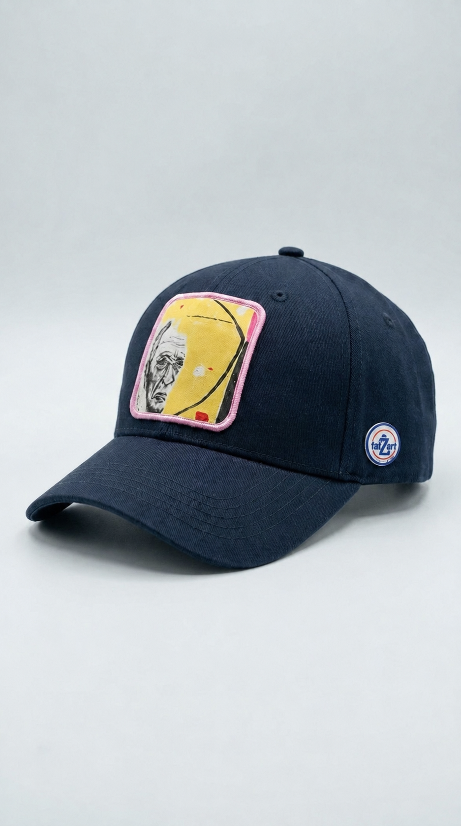 Casquette Bleue Nuit avec patch stylisé